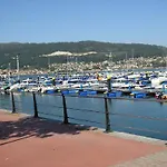 旅馆 卡梅利亚旅馆 *
